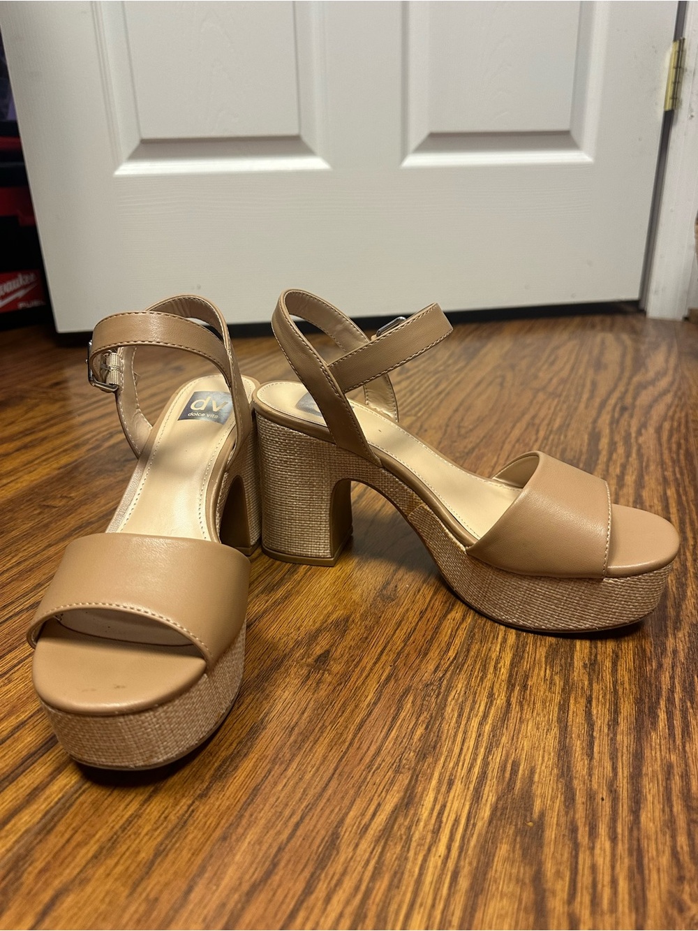 DV by Dolce Vita Neutral Tan Platform Sandal Heels